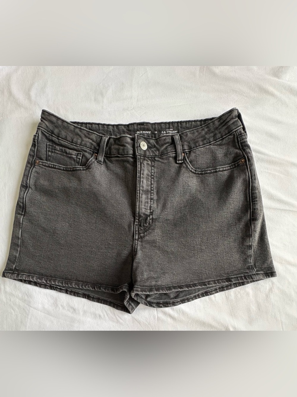 Old Navy High Rise O.G. Straight Gray Denim Shorts Size 14